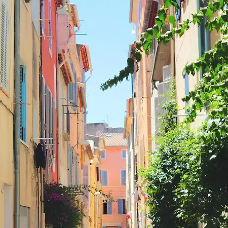 Apartamento Cocooning Avec Petite Cour Extérieure *